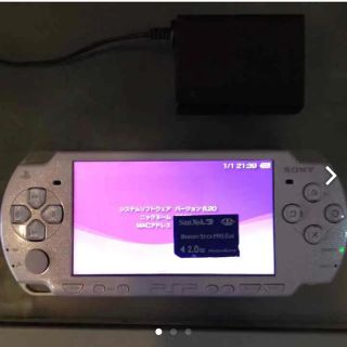 プレイステーションポータブル(PlayStation Portable)のpsp2000ラベンダーパープル(携帯用ゲーム機本体)