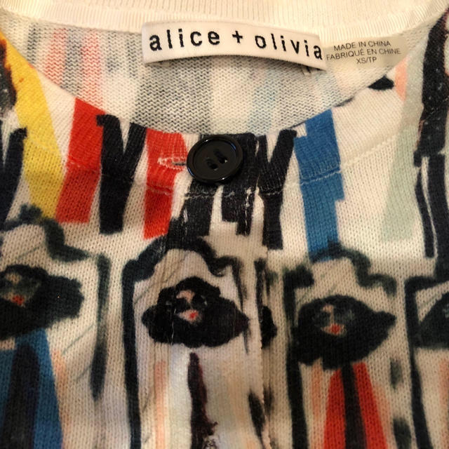 Alice+Olivia(アリスアンドオリビア)のアリスアンドオリビア  カーディガン レディースのトップス(カーディガン)の商品写真