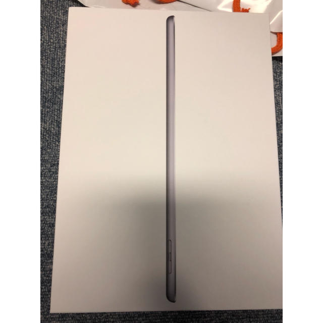 専用出品【未使用】iPad 第6世代