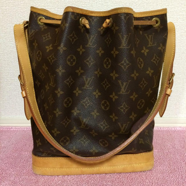 LOUIS VUITTON(ルイヴィトン)のルイ ビトン バック レディースのバッグ(ハンドバッグ)の商品写真