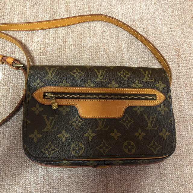 LOUIS VUITTON(ルイヴィトン)のらくま様専用 LOUIS VUITTON 斜め掛けバッグ レディースのバッグ(ショルダーバッグ)の商品写真