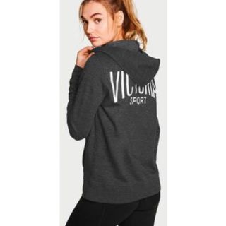 ヴィクトリアズシークレット(Victoria's Secret)のVictoria's Secret✨フルジップ パーカーSALE‼️(パーカー)