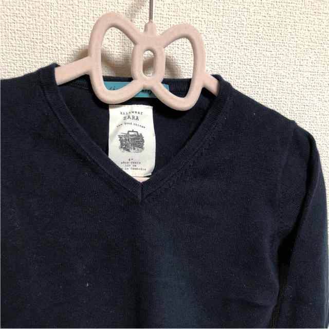 ZARA(ザラ)のZARA Vネックセーター 104cm キッズ/ベビー/マタニティのキッズ服男の子用(90cm~)(ニット)の商品写真