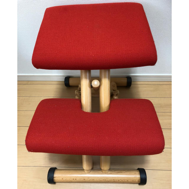 Stokke(ストッケ)のSTOKKE ストッケマルチバランス 折り畳み 姿勢矯正椅子 高さ調節可能 美品 インテリア/住まい/日用品の椅子/チェア(デスクチェア)の商品写真