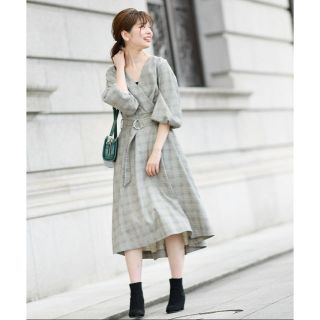 ナチュラルクチュール(natural couture)の【 natural couture カシュクールワンピース 】 (ひざ丈ワンピース)