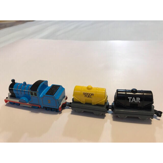 TOMMY(トミー)のトーマストミカセット BOX付き キッズ/ベビー/マタニティのおもちゃ(電車のおもちゃ/車)の商品写真