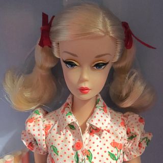 Barbie バービー　人形　チェリーパイ　ピクニック