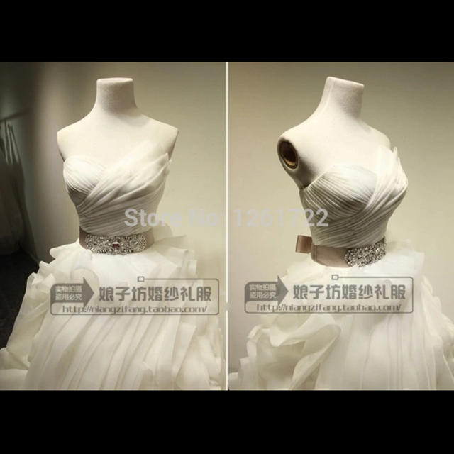 ウェディングドレス 新品同様 レディースのフォーマル/ドレス(ウェディングドレス)の商品写真