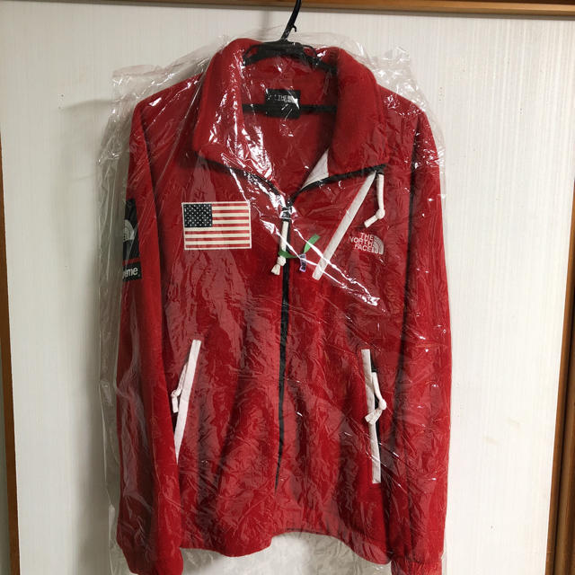 Supreme(シュプリーム)のSupreme The North Face Antarctica RED L メンズのジャケット/アウター(ブルゾン)の商品写真