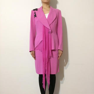 ディオール(Christian Dior) ピンク スーツ(レディース)の通販 10点