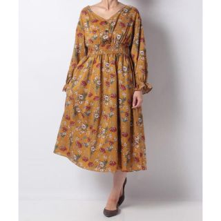 マジェスティックレゴン(MAJESTIC LEGON)の新品 定価6372円 マジェスティックレゴン 花柄ワンピース イエロー、グリーン(その他)