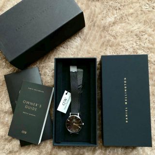 ダニエルウェリントン(Daniel Wellington)の新品 保証書付 ダニエルウェリントン 腕時計 28mm 黒 ステンレスベルト(腕時計)