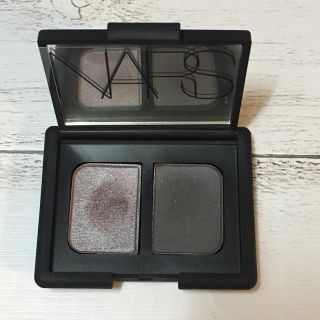 ナーズ(NARS)のNARS デュオアイシャドー 3905 (サラムーン)(アイシャドウ)