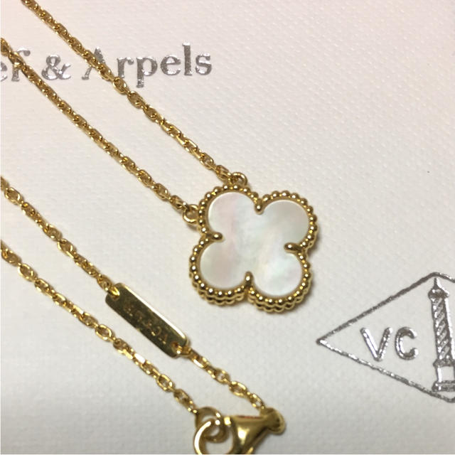 Van Cleef & Arpels(ヴァンクリーフアンドアーペル)のヴァンクリーフ&アーペル ヴィンテージ アルハンブラ ペンダント レディースのアクセサリー(ネックレス)の商品写真