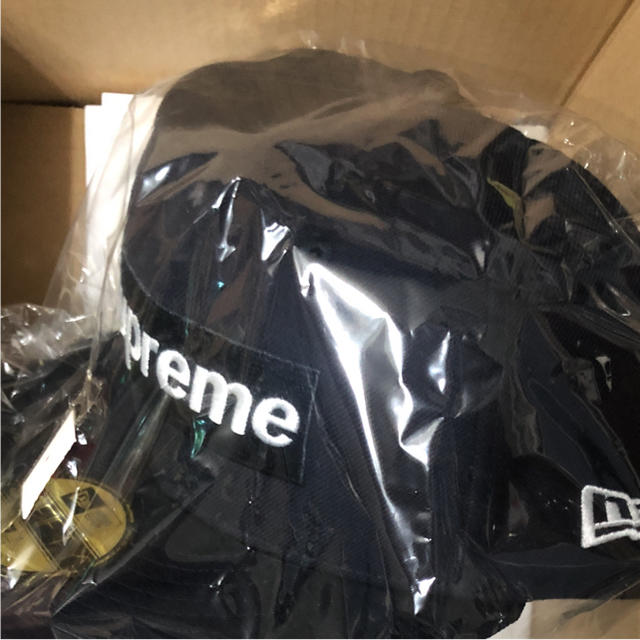 Supreme(シュプリーム)のSupreme RIP R.I.P New Era BOXLOGO キムタク着 メンズの帽子(キャップ)の商品写真