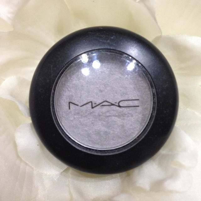 MAC(マック)のMAC♡アイシャドウ 交換用 コスメ/美容のベースメイク/化粧品(その他)の商品写真