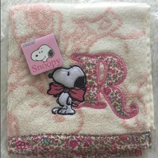 スヌーピー(SNOOPY)のSnoopyタオルハンカチイニシャルR(新品)(ハンカチ)