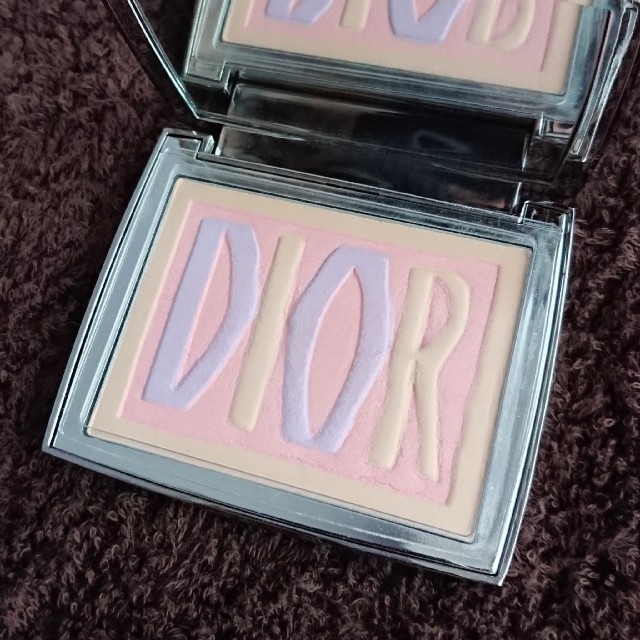 Dior(ディオール)の【限定】ディオールDior*アンテンポレル*013 コスメ/美容のベースメイク/化粧品(フェイスパウダー)の商品写真