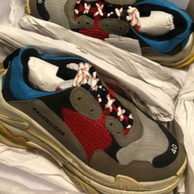 Balenciaga(バレンシアガ)のBALENCIAGA / Triple S　EU40 メンズの靴/シューズ(スニーカー)の商品写真