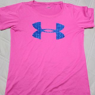 アンダーアーマー(UNDER ARMOUR)のTシャツ(Tシャツ(半袖/袖なし))