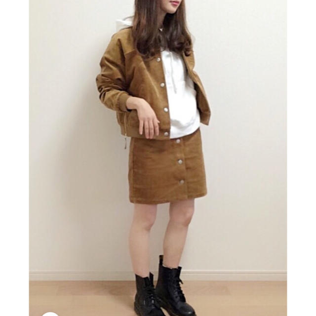 ZARA(ザラ)の【新品未使用】ZARA コーデュロイ台形スカート レディースのスカート(ひざ丈スカート)の商品写真