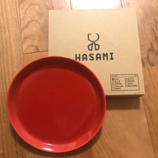 ハサミ(HASAMI)のHASAMIプレート ミニ	Φ15.5　高さ1.5cm レッド(食器)