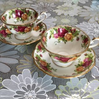 ロイヤルアルバート(ROYAL ALBERT)のロイヤルアルバート カップ ソーサー2客(食器)