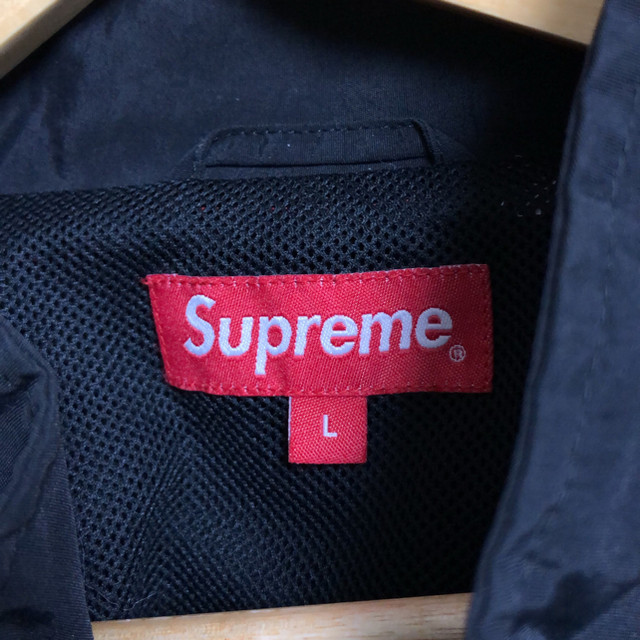 Supreme(シュプリーム)の17aw supreme シュプリーム Arc Track jacket 黒L メンズのジャケット/アウター(ナイロンジャケット)の商品写真