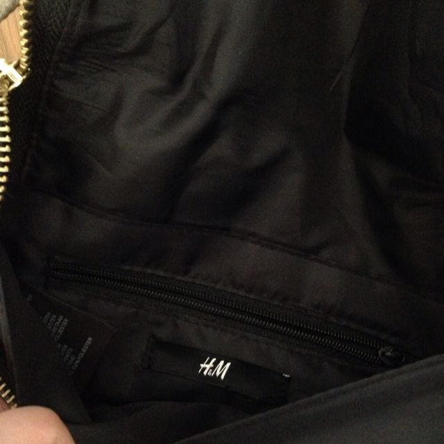 H&M(エイチアンドエム)のH&M ショルダーミニバッグ レディースのバッグ(ショルダーバッグ)の商品写真