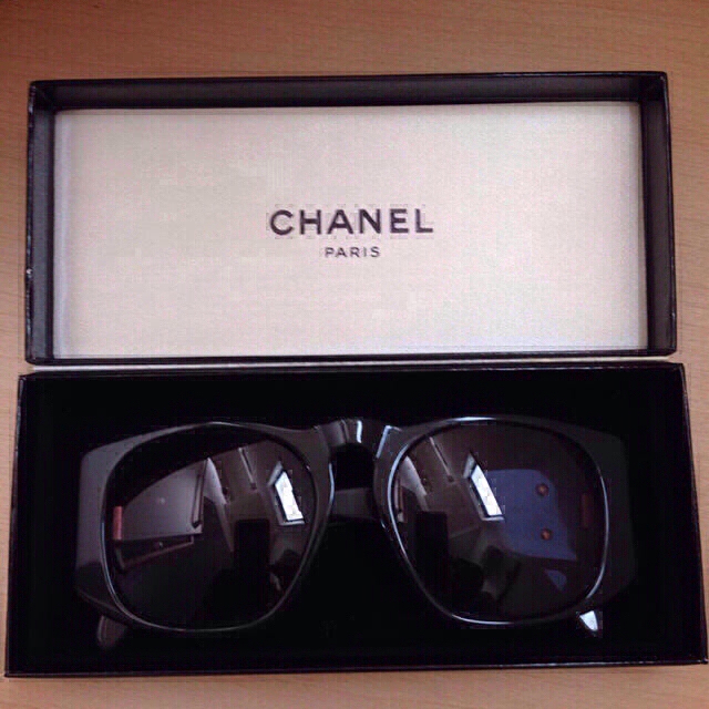 CHANEL(シャネル)のシャネル サングラス2月末まで レディースのファッション小物(サングラス/メガネ)の商品写真