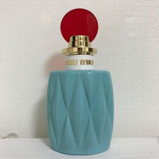 ミュウミュウ(miumiu)のもも様専用(香水(女性用))