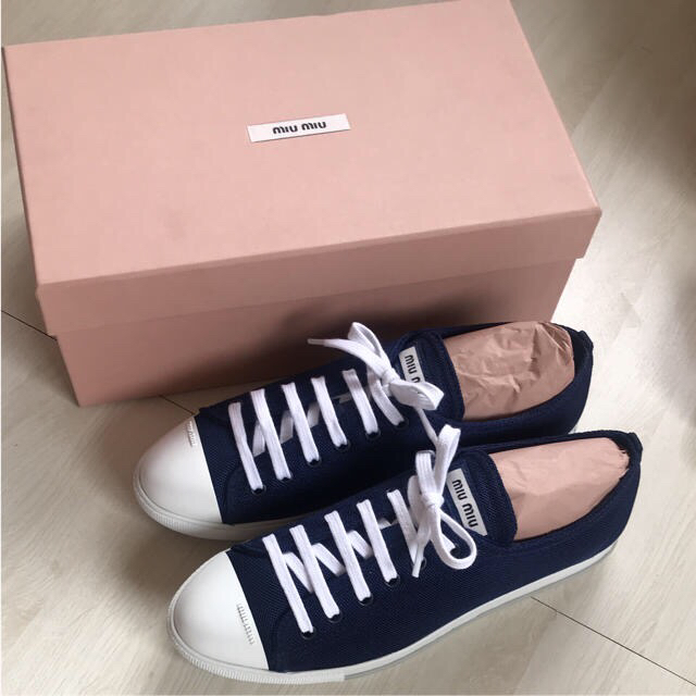 miumiu スニーカー 確実正規 新品未使用 38 売り切り! - husnususlu.com
