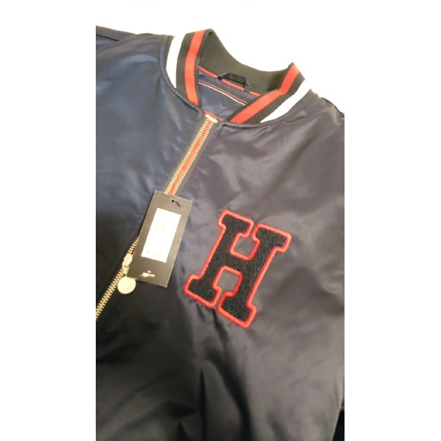 TOMMY HILFIGER(トミーヒルフィガー)のTOMMY HILFIGER スタジャン レディースのジャケット/アウター(スタジャン)の商品写真