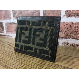 フェンディ(FENDI)の【早い者勝ち！】フェンディ FENDI ズッカ 二つ折り財布(折り財布)