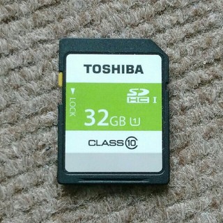 TOSHIBA SDカード 32GB(その他)