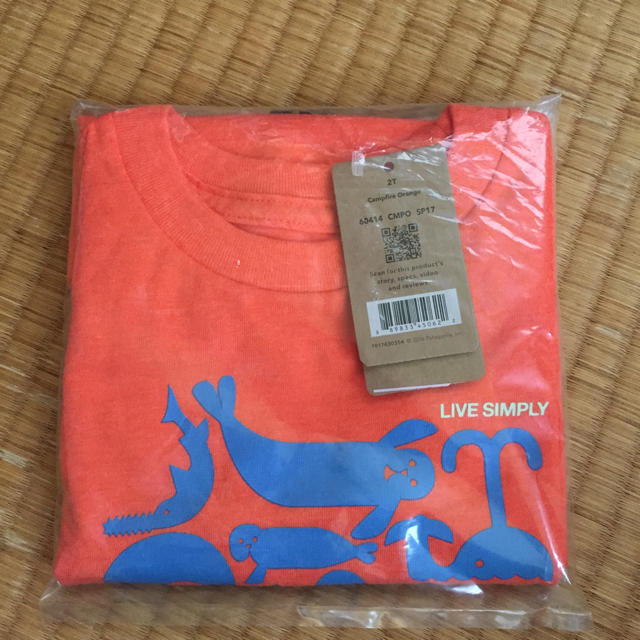 patagonia(パタゴニア)の新品！未使用！タグ付き パタゴニア ベビー Tシャツ 2T オレンジ キッズ/ベビー/マタニティのキッズ服男の子用(90cm~)(Tシャツ/カットソー)の商品写真