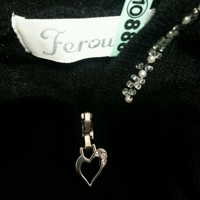 Feroux(フェルゥ)のferoux♥黒ニット、パーカーセット レディースのトップス(ニット/セーター)の商品写真