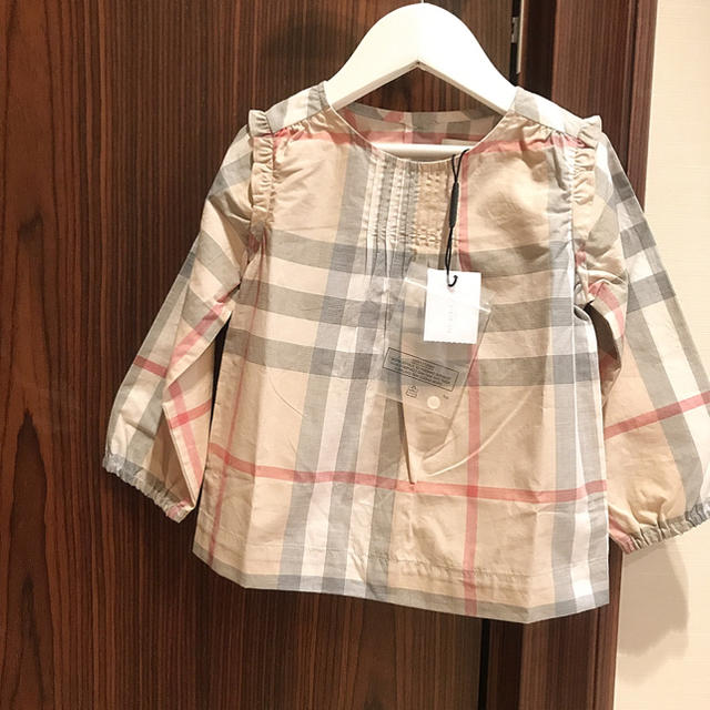 BURBERRY(バーバリー)のバーバリー 長袖ブラウス 18m 新品 キッズ/ベビー/マタニティのキッズ服女の子用(90cm~)(ブラウス)の商品写真