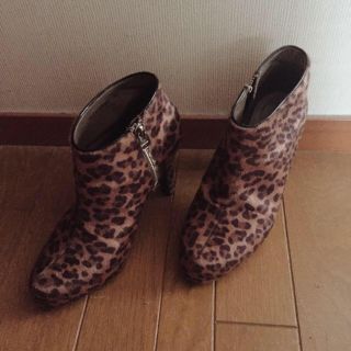 ノミネ(Nomine)のヒョウ柄ショートブーツ♡ノミネ(ブーツ)