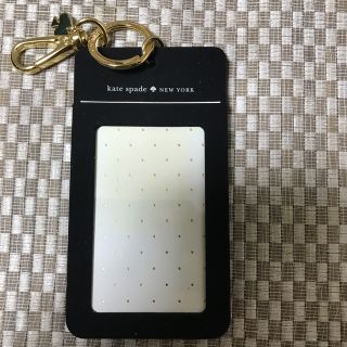 ケイトスペードニューヨーク(kate spade new york)のParis 様 ご購入専用  ケイトスペード パスケース  ゴールドホルダー付き(名刺入れ/定期入れ)