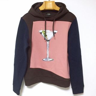 フェンディ(FENDI)の【正規品】フェンディ メンズパーカー／Ｍ(パーカー)