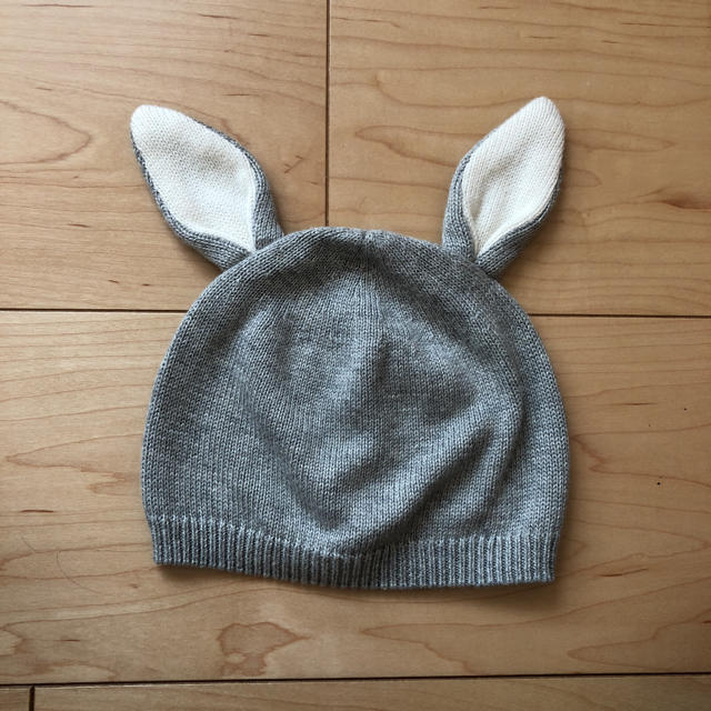 babyGAP(ベビーギャップ)のうさぎ耳ニット帽12-18mos キッズ/ベビー/マタニティのこども用ファッション小物(帽子)の商品写真