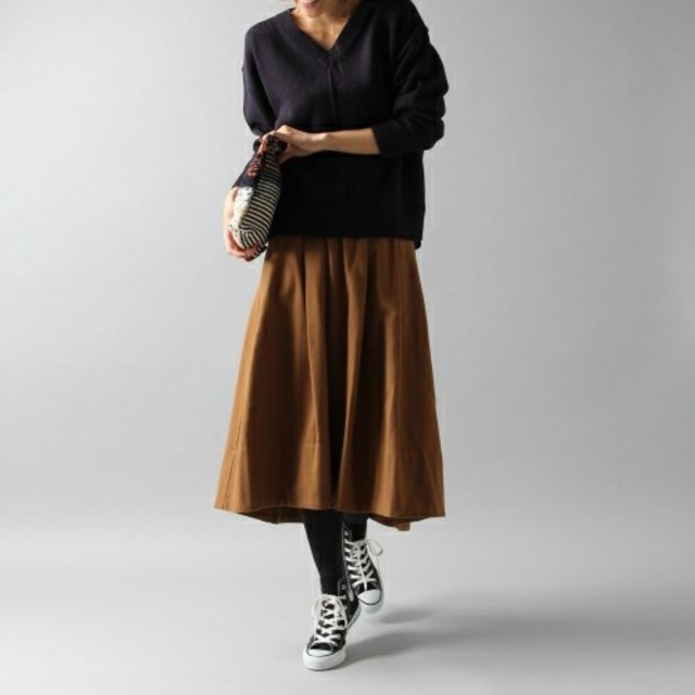BAYFLOW(ベイフロー)の新品　ベイフロー　スカート（ニット　デニム　アーバンリサーチ　ジーナシス　 レディースのスカート(ロングスカート)の商品写真