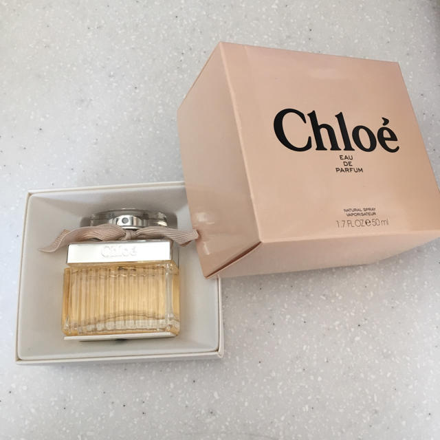 Chloe(クロエ)のクロエ  EAU DE PARFUM５０ml コスメ/美容の香水(香水(女性用))の商品写真