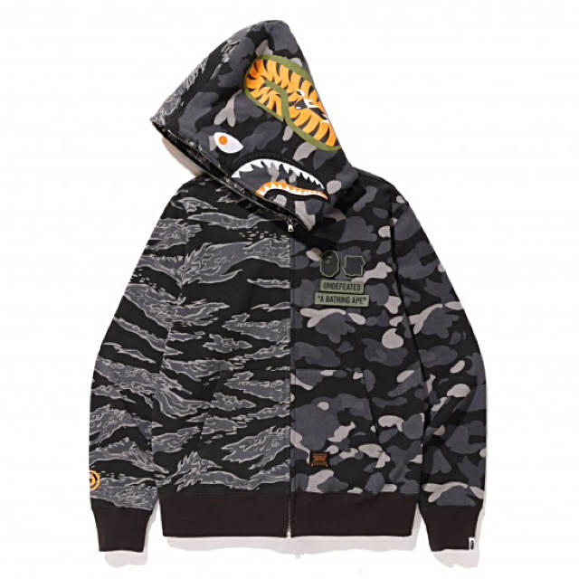 A BATHING APE(アベイシングエイプ)のUDENFEATED BAPE パーカー Ｌ メンズのトップス(パーカー)の商品写真