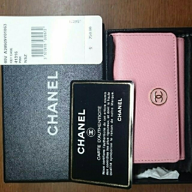 CHANEL(シャネル)のpico様専用☆【残り1日】希少！シャネルキーケース ピンク レディースのファッション小物(キーケース)の商品写真