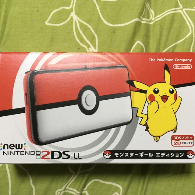 ニンテンドー2DS(ニンテンドー2DS)の任天堂 2dsll モンスターボール エディション エンタメ/ホビーのゲームソフト/ゲーム機本体(家庭用ゲーム機本体)の商品写真