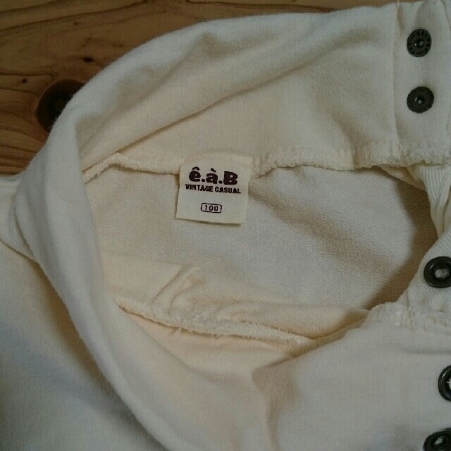 e.a.B(エーアーベー)の☆100センチ☆eaB ハイネックシャツ キッズ/ベビー/マタニティのキッズ服女の子用(90cm~)(Tシャツ/カットソー)の商品写真