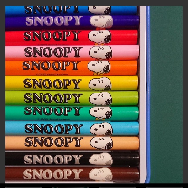 SNOOPY(スヌーピー)のスヌーピー  色鉛筆  新品 エンタメ/ホビーのアート用品(色鉛筆)の商品写真