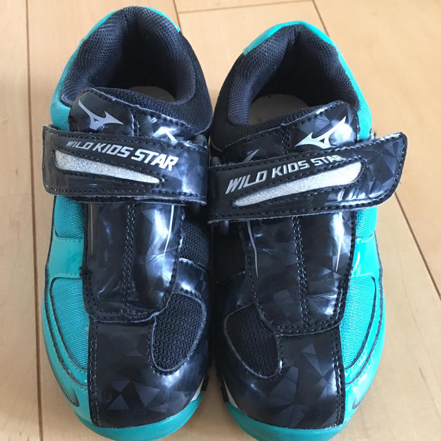 MIZUNO(ミズノ)のkids ミズノワイルドキッズスター 18.5cm スニーカー キッズ/ベビー/マタニティのキッズ靴/シューズ(15cm~)(スニーカー)の商品写真